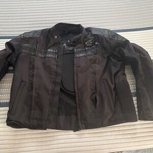 ADV Sport Size XL Black Men's Motorcycle Jacket with vents and elbow protection